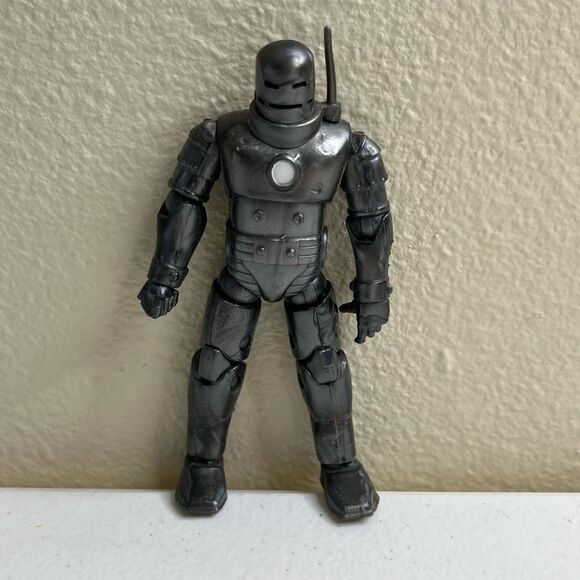 Iron Man Marvel Universe Hasbro Gray Grey Action Figure 2015 Avengers 4 Inch - Picture 7 of 10
